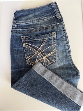 Women's Dark Blue Denim Jeans with Embroidered Pocket